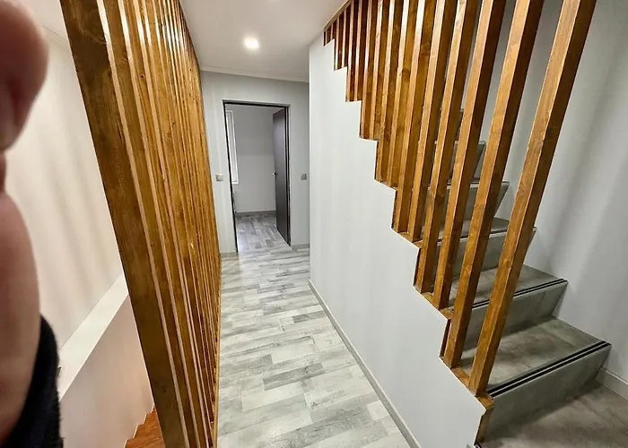 Maison 3 Etage 135 M2 Jacuzzi Sauna 10 Personnes