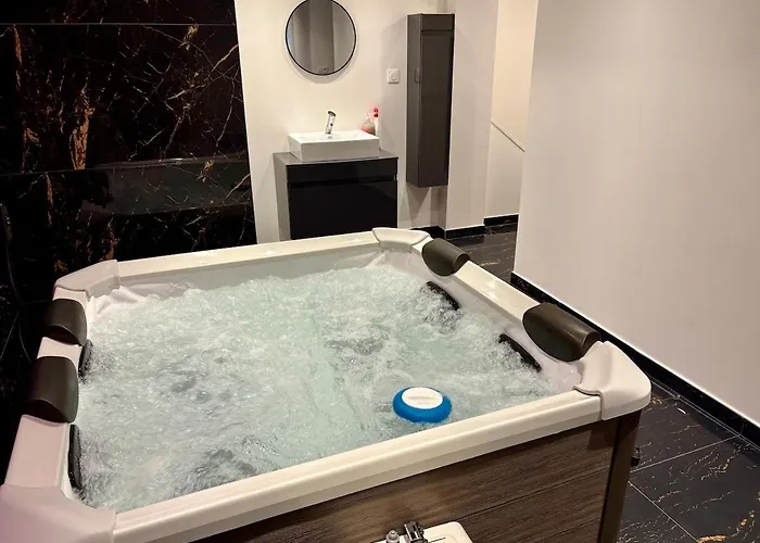Maison 3 Etage 135 M2 Jacuzzi Sauna 10 Personnes Prázdninový dům Dabo